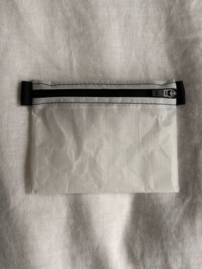 Handmade Dyneema Ultralight Pouch / Waterproof Zip Bag / Crossbody Compatible